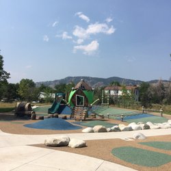 Crestview Park - Play structure