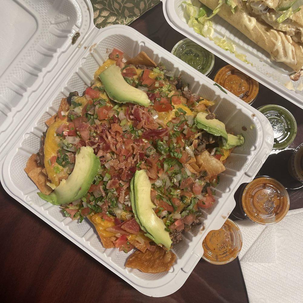 El Huarache - Nacho Nachos Supremos - Mexican Near Me - Queens, New York