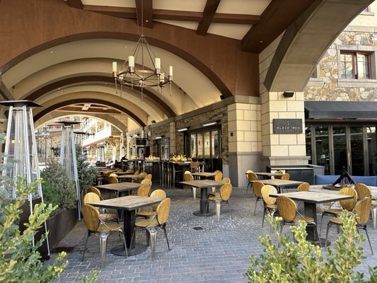 Black Iron Kitchen + Bar by null