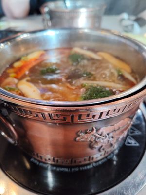 Shikku Hot Pot by null