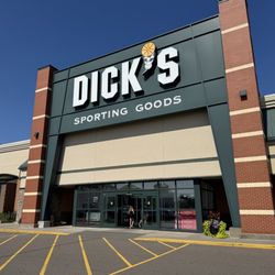 DICK'S Sporting Goods - Dick's