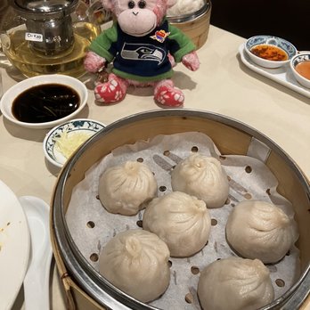 Dim Sum Palace - GMonkey do: Shanghai Juicy Pork Bun 6pc - Dim Sum Near Me - New York, New York