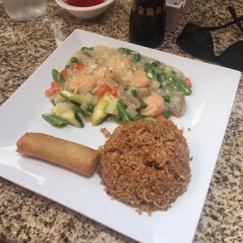 Lulu's Kitchen - Prawn 5. Shrimp in Lobster Sauce Combination Plate - Chinese Near Me - Albuquerque, New Mexico
