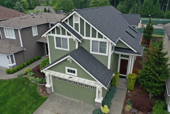 Siding - Trusted Siding Contractor in the Seattle Area

Transform your home today with Emerald State! Take advantage of 0% interest, no payments, and no down payment for 24 months on roofing and window projects. Backed by 30+ years of experience and a 5-Star Warranty, we’re your trusted Eastside Seattle experts.

Premium siding replacement and installation services in Bellevue, Kirkland, Issaquah, Redmond, Seattle, and surrounding areas—designed to endure the challenges of the Pacific Northwest climate.