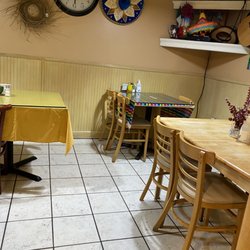 Vista Hermosa Mexican Grill - Seating