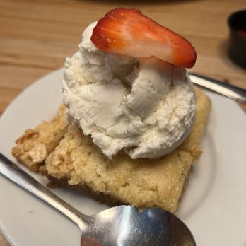 The Half Shell - Butter cake deliciousness - Seafood Near Me - Saint Simons Island, Georgia The Half Shell - Butter cake deliciousness - Seafood Near Me - Saint Simons Island, Georgia