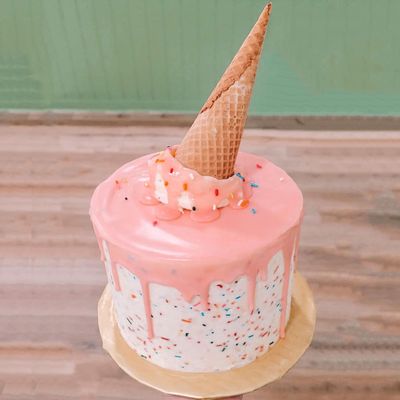 Poppy Cakes by null