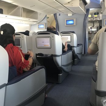 All Nippon Airways - Seats biz class on ANAs 787,  comfy 4 hr flight.  MNL-HND 5/10/18 3pm - Airlines Near Me - Makati, NCR