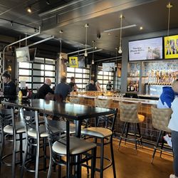 Blind Squirrel - Cool bar