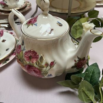 Rent A Tea Party - Tea Pot from cottage collection - Party & Event Planning Near Me