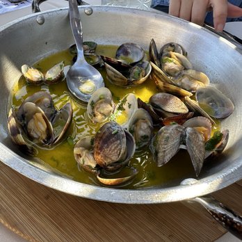 Paladar da Guia - Clams - Tapas/Small Plates Near Me - Cascais, 11 Paladar da Guia - Clams - Tapas/Small Plates Near Me - Cascais, 11