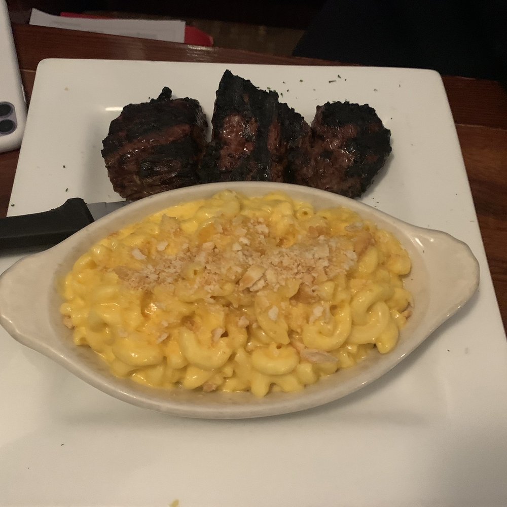 Mia Regazza - Steak tips with mac and cheese - Italian Near Me - Abington, Massachusetts Mia Regazza - Steak tips with mac and cheese - Italian Near Me - Abington, Massachusetts