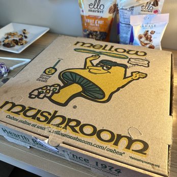 Mellow Mushroom Virginia Beach - Pizza Near Me - Virginia Beach, Virginia Mellow Mushroom Virginia Beach - Pizza Near Me - Virginia Beach, Virginia