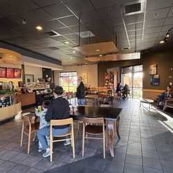 Starbucks - Dining room