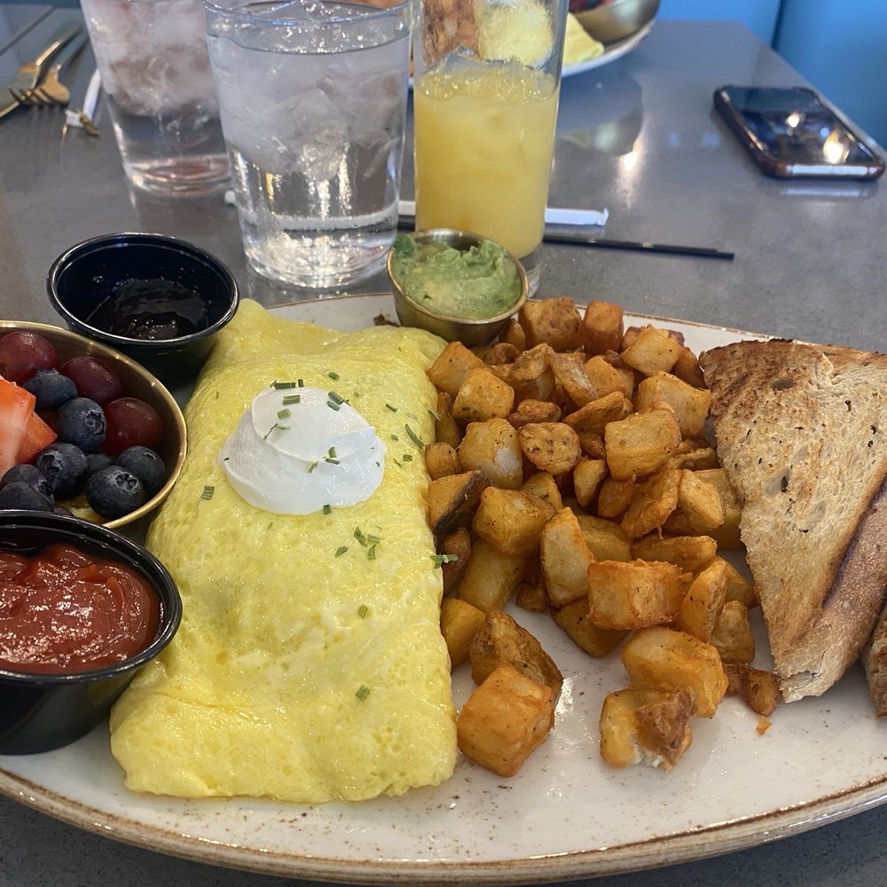 My brunch plate... Mx Omelette... Charuso in there... just a little spice not too much... the oil the charuso puts off is excellent!!! My brunch plate... Mx Omelette... Charuso in there... just a little spice not too much... the oil the charuso puts off is excellent!!!