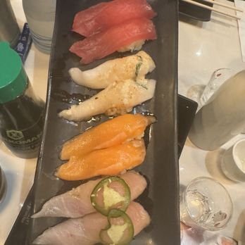 Umami - Yuzu Yellow Tail (2pcs)Salmon (2 pcs)Super White Tuna (2pcs)Garlic Tuna (2pcs) - Japanese Near Me - Las Vegas, Nevada