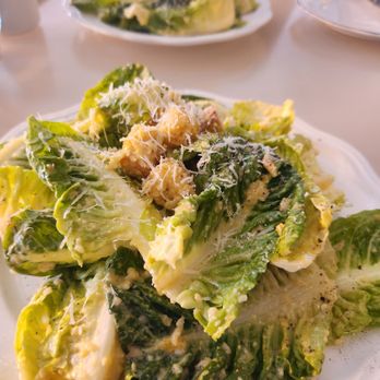 Alexxa's - Presentation salad - Breakfast & Brunch Near Me - Las Vegas, Nevada