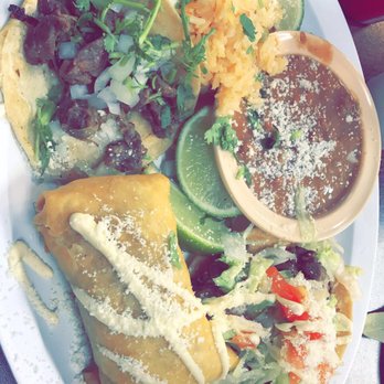 Chapultepec - One of their sampler meals. This is served inside in the restaurant, not outside in the taco grill area. - Mexican Near Me - Hallandale Beach, Florida