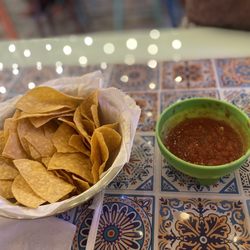 La Catrina Tacos & Tequila Bar - large chips & salsa
