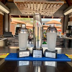 La Vecindad - Premios adquiridos el el mojito fest