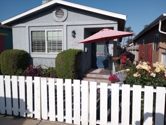 Do It Now Roofing Logo