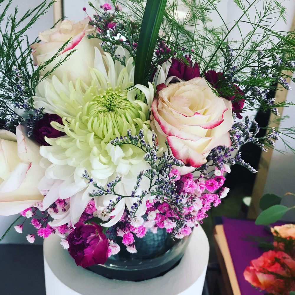 FLOWERS, ETC BY YVETTE CAIRNS 600 Big Bay Point Road, Barrie, Ontario