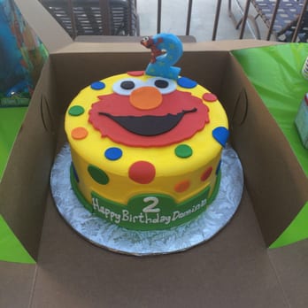 Cake By Marce - My sons Elmo cake, buttercream and fondant. - Bakeries Near Me - Huntington Park, California Cake By Marce - My sons Elmo cake, buttercream and fondant. - Bakeries Near Me - Huntington Park, California