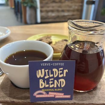 Verve Coffee Roasters - Pourover (mp) - Coffee & Tea Near Me - Santa Cruz, California Verve Coffee Roasters - Pourover (mp) - Coffee & Tea Near Me - Santa Cruz, California