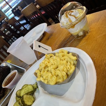 Stiles Switch BBQ & Brew - Mac & cheese - Barbeque Near Me - Austin, Texas Stiles Switch BBQ & Brew - Mac & cheese - Barbeque Near Me - Austin, Texas