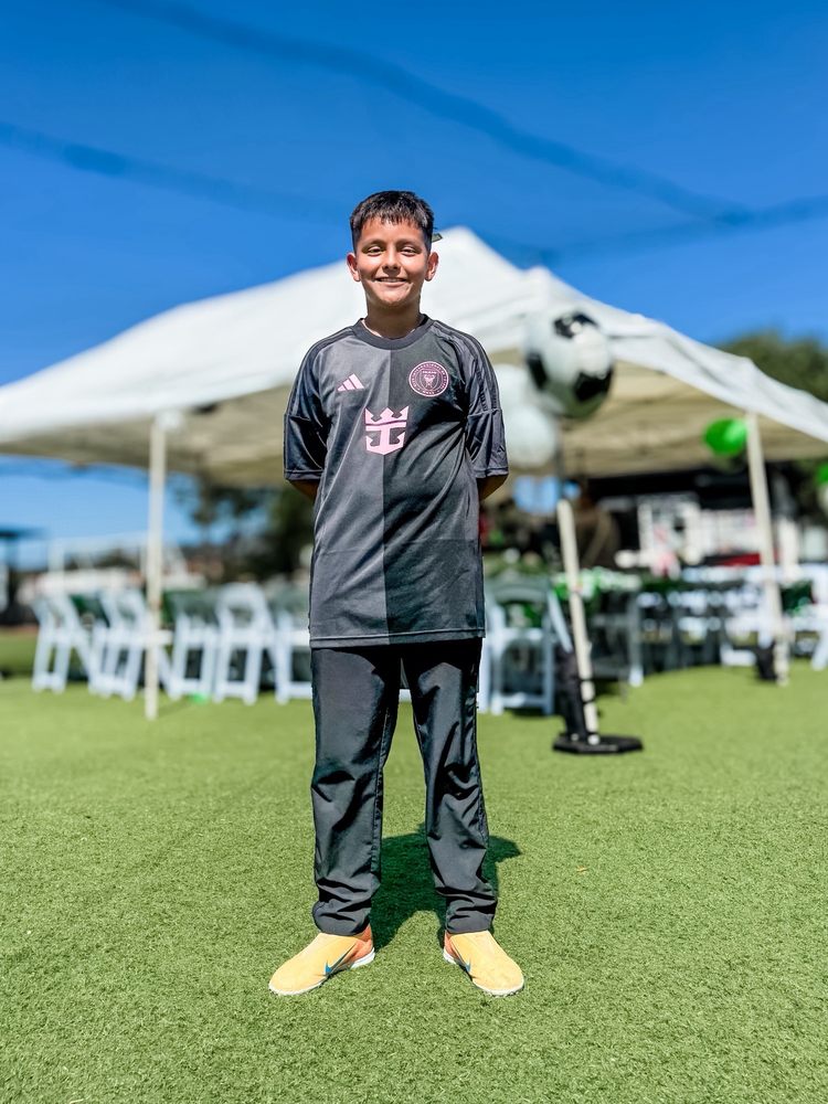 Foothill Futbol Center Logo