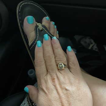 Chill Nails - My nails, dip with gel and a cute design. - Nail Salons Near Me - North Hollywood, California