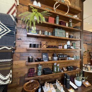 SHÈN - Men's selection of grooming products and neat accessories - Massage Therapy Near Me - Bozeman, Montana