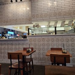 Genovas Pizza Station - Inside