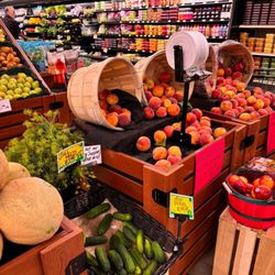 Lakevista Market