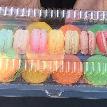 MaiCay Sweets Macarons - Order of 12 macarons! Packaging is so cute :) - Macarons Near Me MaiCay Sweets Macarons - Order of 12 macarons! Packaging is so cute :) - Macarons Near Me