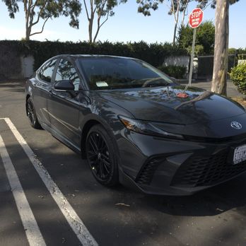 Tustin Toyota - Car Dealers Near Me - Tustin, California