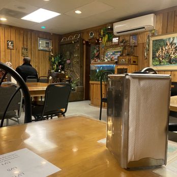 City Corner 2 - Dining area - Thai Near Me - Roanoke, Virginia