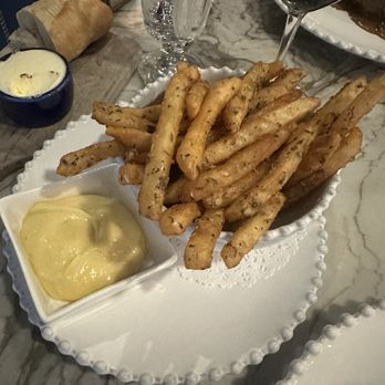 Coquette - Pom frites - French Near Me - Charlotte, North Carolina