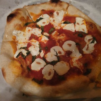 Market North End - Margarita Pizza - Bars Near Me - Birmingham, Michigan Market North End - Margarita Pizza - Bars Near Me - Birmingham, Michigan