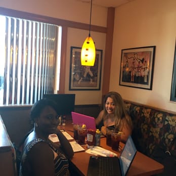 Flashback Diner - Diners Near Me - Hallandale Beach, Florida