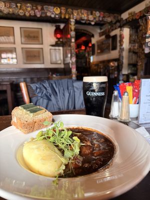 Durty Nelly's by null