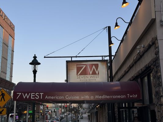 7 West Bistro Grille by null