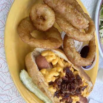 Mr D'z Route 66 Diner - Marconi hotdog - Diners Near Me - Kingman, Arizona