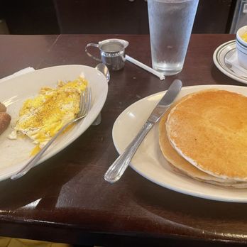 Ted's Bulletin Merrifield - My eyes are bigger than my stomach. - Breakfast & Brunch Near Me - Fairfax, Virginia Ted's Bulletin Merrifield - My eyes are bigger than my stomach. - Breakfast & Brunch Near Me - Fairfax, Virginia