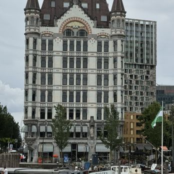 Het Witte Huis - The Witte Huis - Pubs Near Me - Rotterdam, ZH
