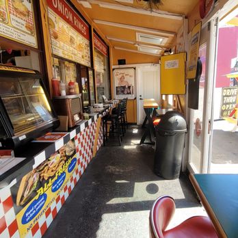 50's Burgers - Interior - Burgers Near Me - Burnaby, British Columbia 50's Burgers - Interior - Burgers Near Me - Burnaby, British Columbia