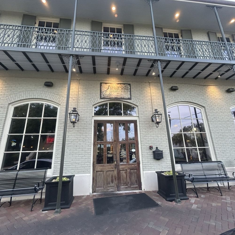 Half Shell Oyster House - Front of restaurant. - Seafood Near Me - Biloxi, Mississippi