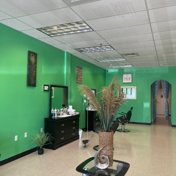 Hollywood Beauty Eyebrow Threading - Threading Services Near Me - Garland, Texas
