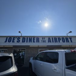 Joe's Diner By The Airport
