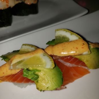 Here Fishy Fishy - Lemon salmon - Sushi Bars Near Me - Los Angeles, California